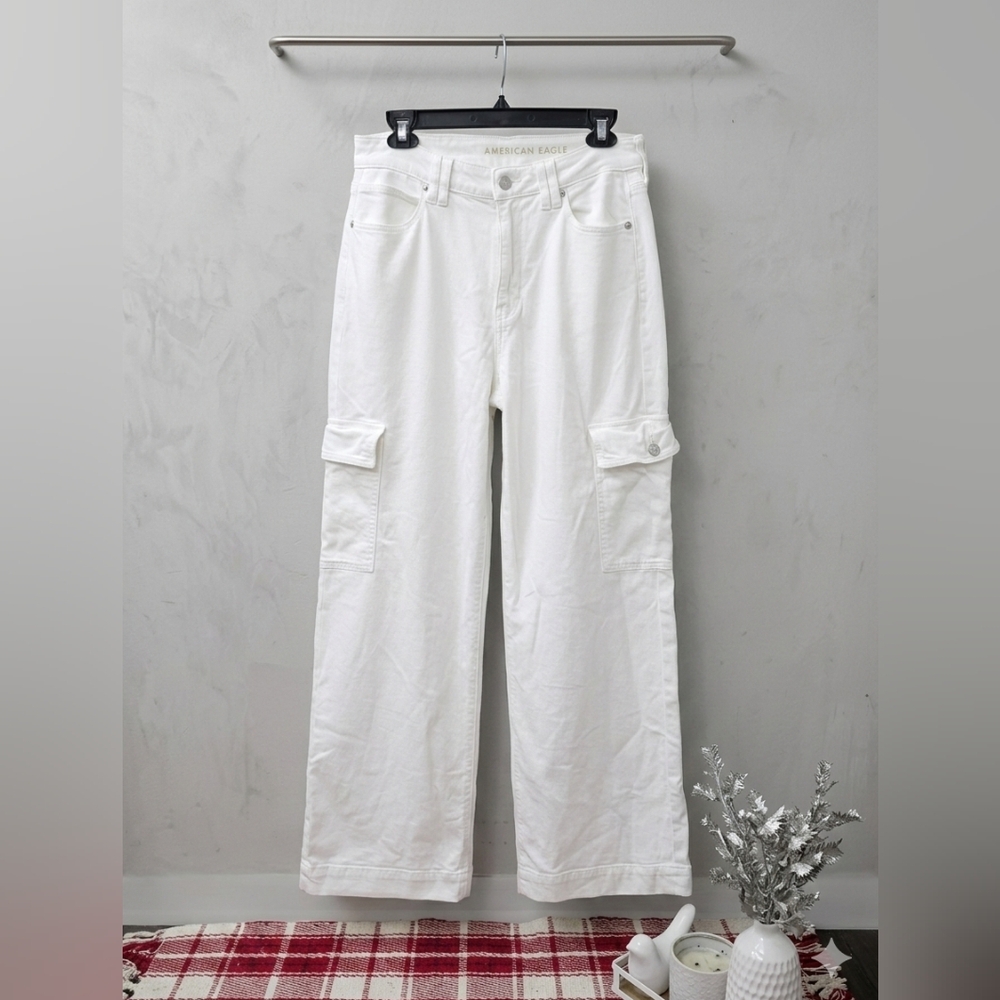 American Eagle Outfitters White Cargo Pants - Picture 2 of 9